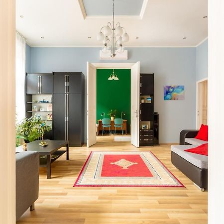 F24 Ferenc Apartment Будапеща Екстериор снимка