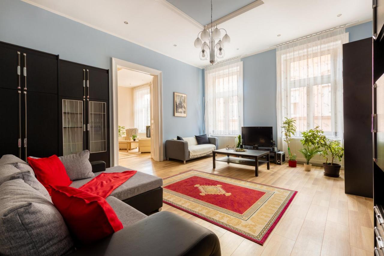 F24 Ferenc Apartment Будапеща Екстериор снимка