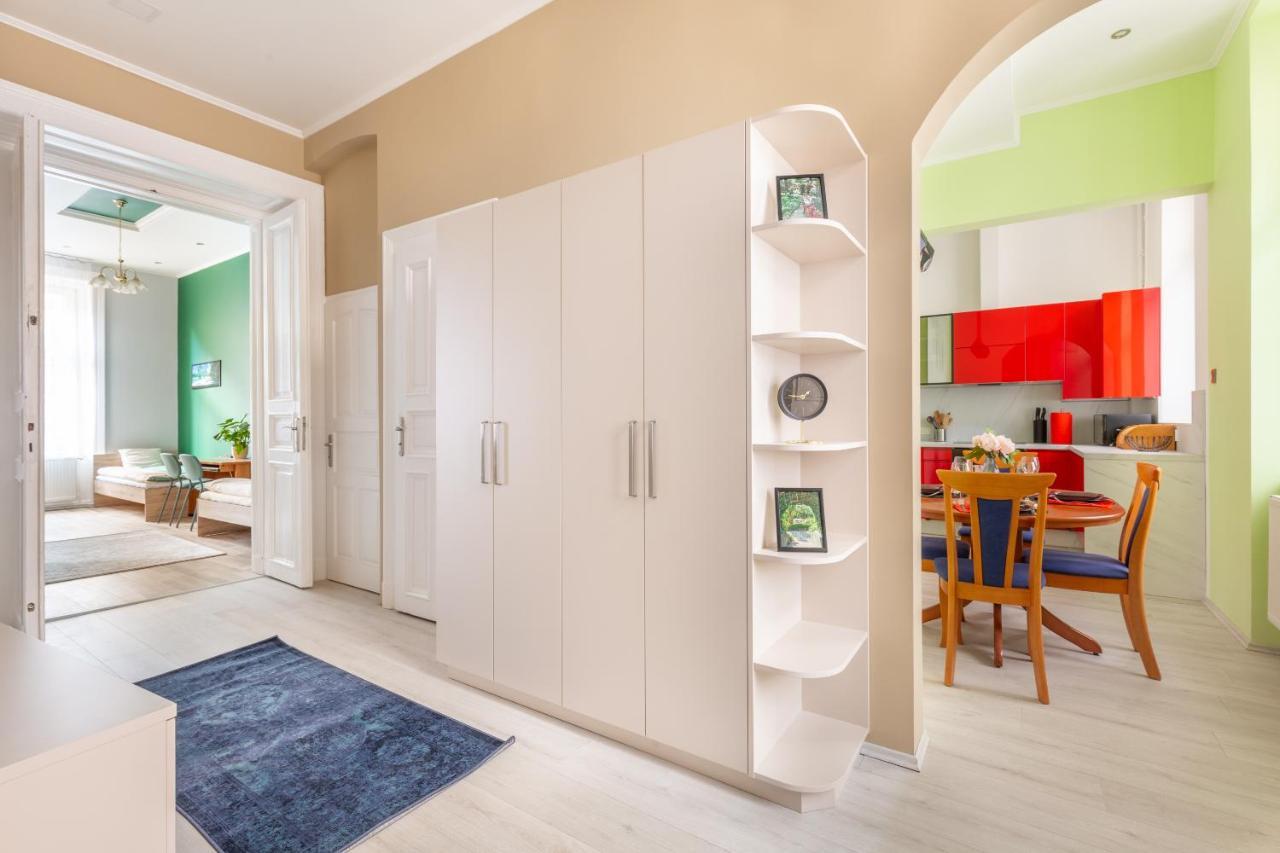 F24 Ferenc Apartment Будапеща Екстериор снимка